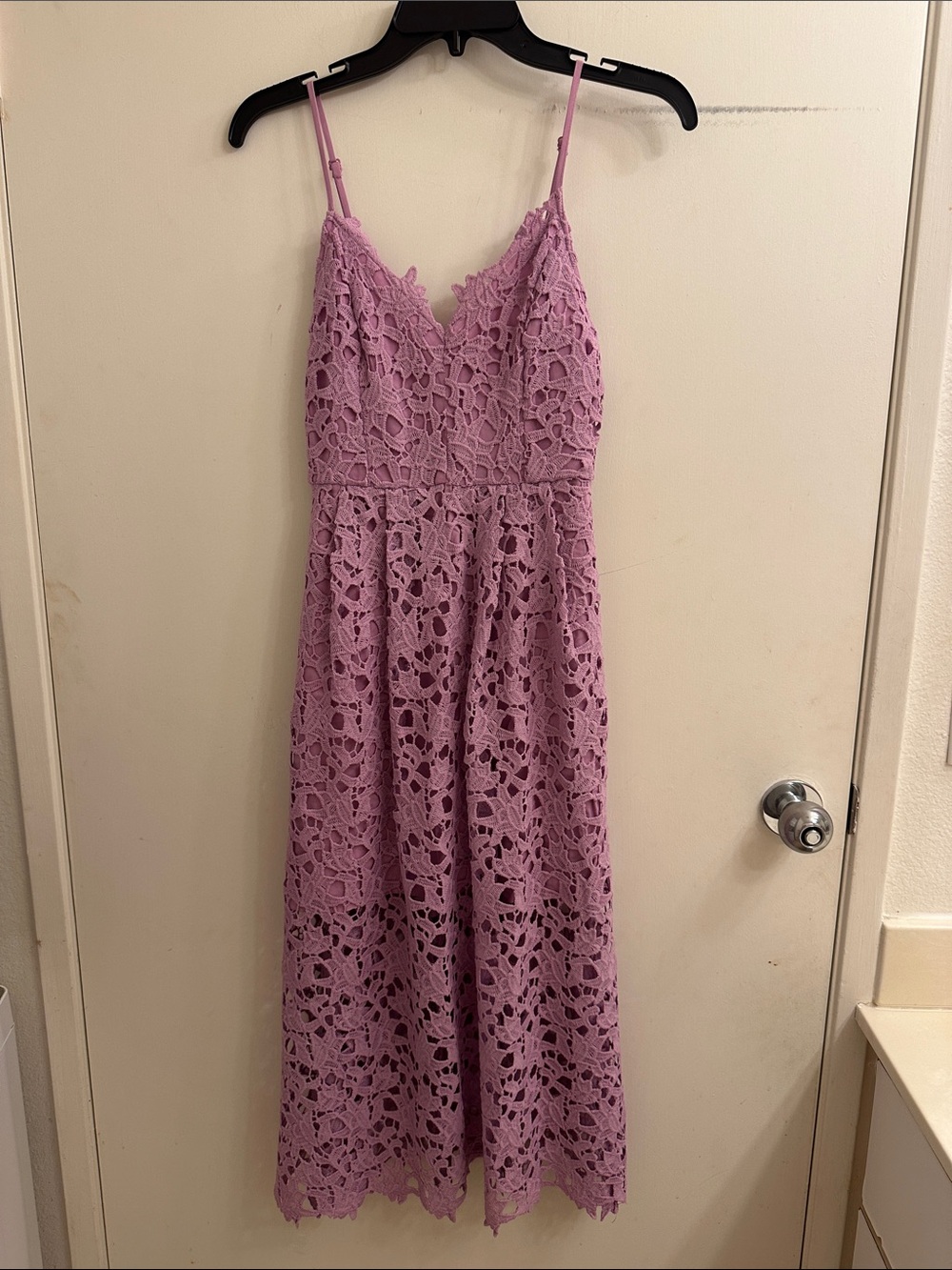 Astr Lavender eyelet Lace Midi Dress XSP wedding guest Sunday spring summer